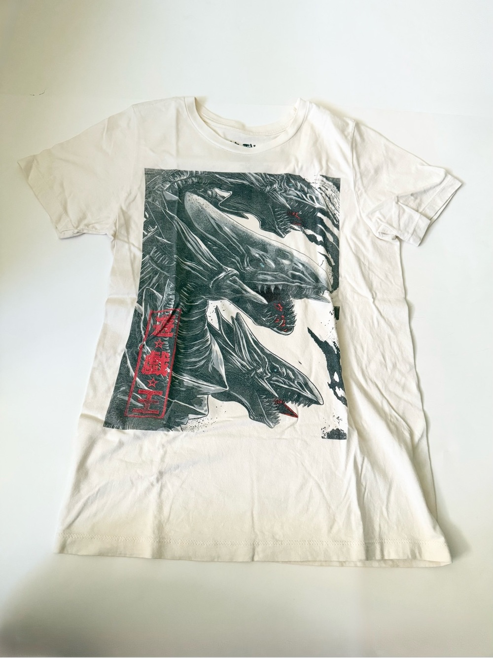 Yu Gi Oh! Blue-Eyes White Dragon Graphic Design T-Shirt Small
